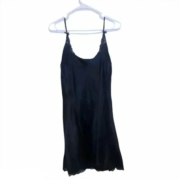 Vintage 90’s Victoria Secret Silk Sexy Nightgown - Picture 2 of 3